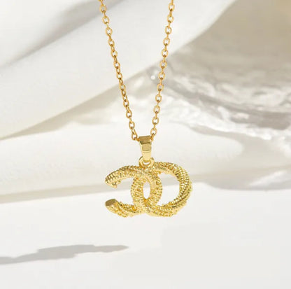 Collana di moda