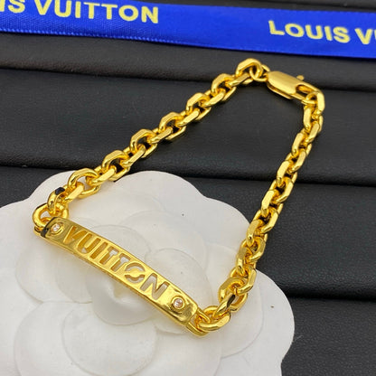 Gold Love Chain Bracelet