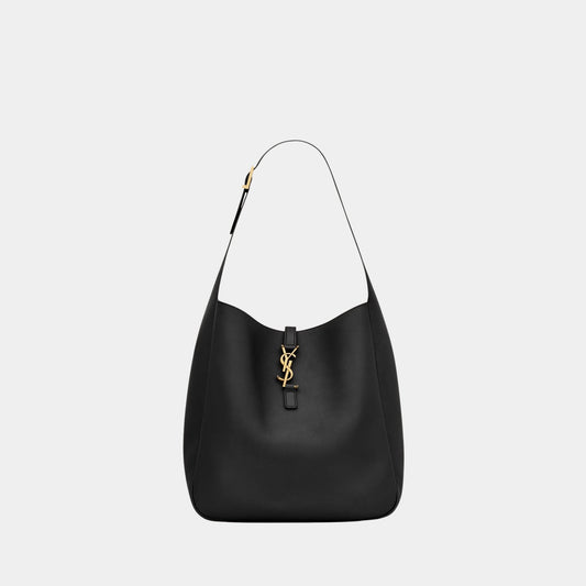 Y lujosa bolsa de mezclilla de moda